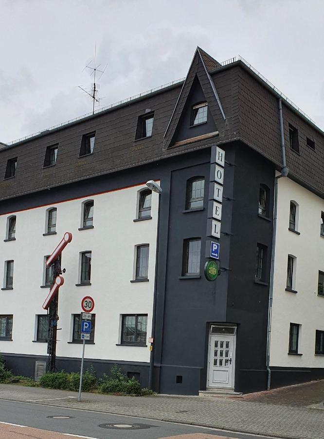 Zur Eisenbahn Limburg an der Lahn Exterior foto